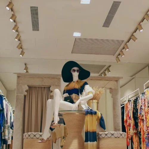 Τα EPONYMO stores "προσγειώθηκαν" στη Μύκονο!