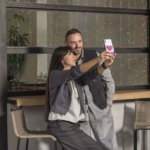 Μπαίνοντας στα ρούχα ενός πολυάσχολου editor