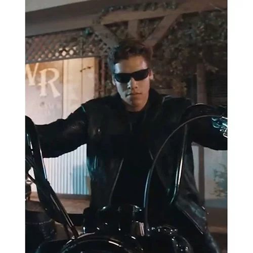 Joseph Baena | Ο γιος του Arnold Schwarzenegger είναι ίδιος ο πατέρας του στα γυρίσματα της νέας του ταινίας