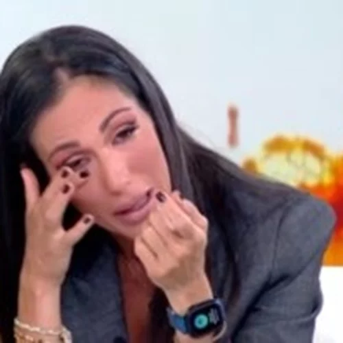 Συγκινήθηκε on air η Ανθή Βούλγαρη: "Είδα το παιδάκι πόσο ταλαιπωρημένο ήταν πέρισυ"