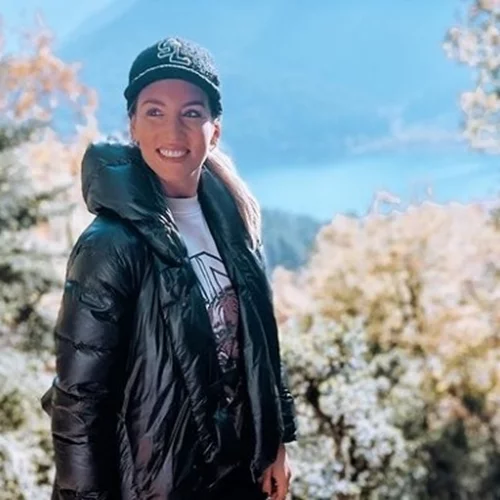 Η Αθηνά Οικονομάκου φωτογραφίζει "όλη τη ζωή της"