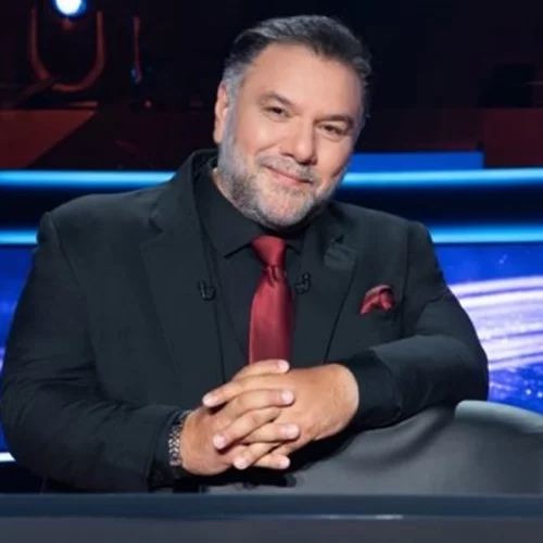 Γρηγόρης Αρναούτογλου | "Ήταν απαιτούμενο να τα πάει καλά ο γιος μου με τη Νάνσυ"