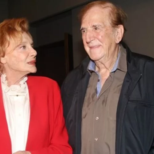 Ο "κος και η κα Κοκοβίκου" ποζάρουν μαζί 60 χρόνια μετά