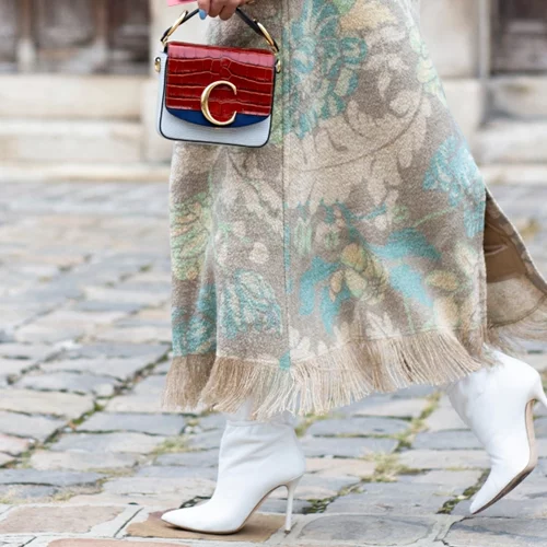 "Όχι πλατφόρμες" | Τα κομμάτια που δεν θα φορούσε ποτέ μα ποτέ μια Γαλλίδα μπλόγκερ σε έναν γάμο