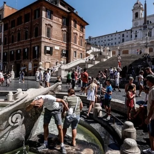Το κύμα ακραίων θερμοκρασιών στην Ευρώπη ενδέχεται να κόστισε τη ζωή σε 2.300 ανθρώπους
