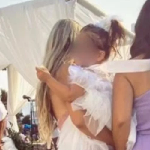 Γιώργος Παπανδρέου | Βαφτίστηκε η εγγονή του στην Κρήτη - Η εντυπωσιακή εμφάνιση της κόρης του, Μαργαρίτας (εικόνες)