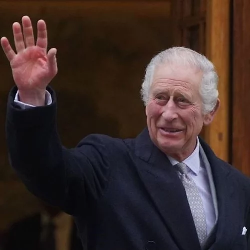 Οι πρώτοι γαλαζοαίματοι που επισκέφτηκαν τον βασιλιά Κάρολο μετά τη διάγνωσή του