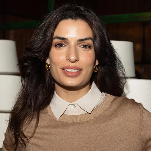 Τόνια Σωτηροπούλου | Το γιορτινό μακιγιάζ της μας δίνει inspo για τα looks των Χριστουγέννων