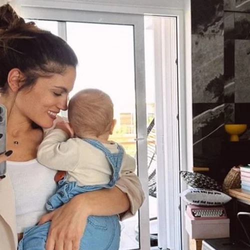 Μαίρη Συνατσάκη - Ίαν Στρατής | Μετακομίζουν