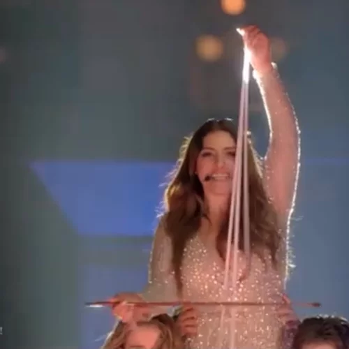 Άθλια σχόλια για την Ελενα Παπαρίζου στη Eurovision | Η "πλάκα" που έγινε προσβολή