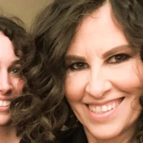 Ελευθερία Αρβανιτάκη | Σπάνια φωτογραφία με την κόρη της, Αντιγόνη