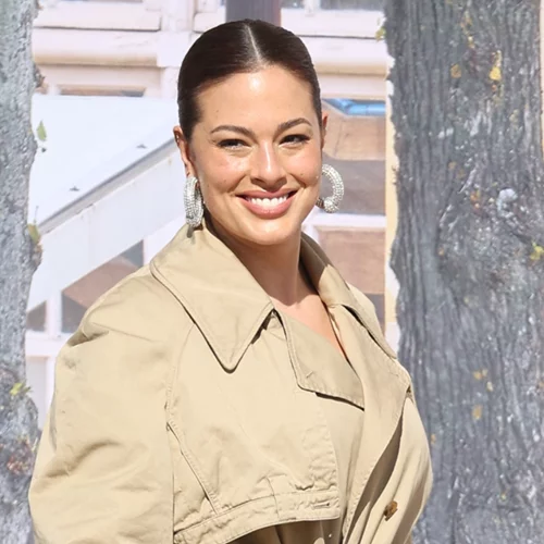 Η εμφάνιση της Ashley Graham που κατέρριψε όλα τα στιλιστικά κλισέ για τις plus size γυναίκες