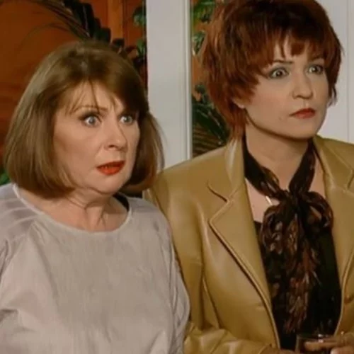 H Κατιάνα Μπαλανίκα αποχαιρετά την Άννα Παναγιωτοπούλου - Τι έγραφε το στεφάνι που έστειλε