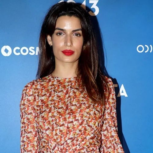 Θέλεις να αγοράσεις μόνο ένα παλτό; | Η Τόνια Σωτηροπούλου φόρεσε το ιδανικό σχέδιο