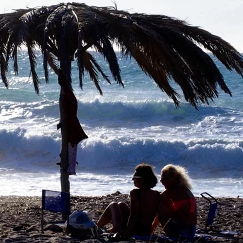 Καιρός | Μικρή πτώση της θερμοκρασίας - Σε ποιες περιοχές θα βρέξει