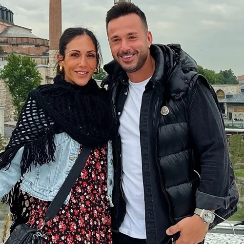 Ανθή Βούλγαρη | Ο σύζυγός της μας δείχνει το μωρό τους για πρώτη φορά