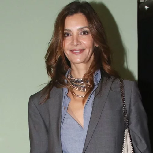 Κατερίνα Λέχου | Σου δείχνει πως να φορέσεις με υποδειγματικό τρόπο το λευκό παντελόνι αυτή την εποχή