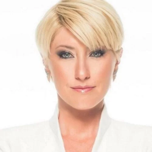 Σία Κοσιώνη | Η σπάνια φωτογραφία 24 χρόνια πριν και το μήνυμά της για τις Πανελλήνιες εξετάσεις