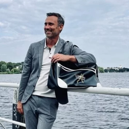 Γιώργος Καπουτζίδης | "Η λέξη "αδερφή" δεν με πλήγωσε, δεν μου προκαλεί κανένα συναίσθημα"