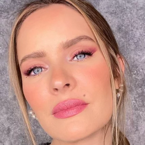 Μακιγιάζ που αδυνατίζει το πρόσωπο | Τα μυστικά της Anita Brand