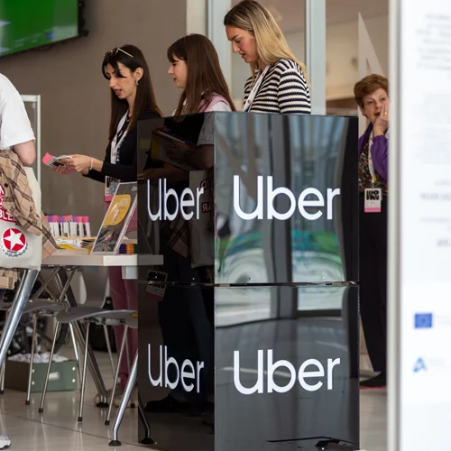 Η Uber επενδύει στην έμφυλη ισότητα στο WOW Festival 2025