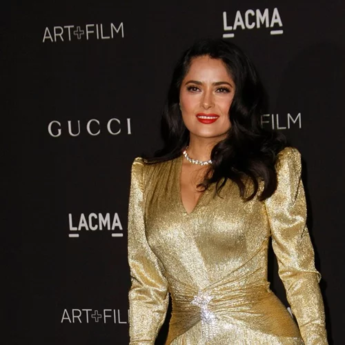 Η εκδίκηση της Salma Hayek | Όταν κανείς δεν ήθελε να την ντύσει στην αρχή της καριέρας της