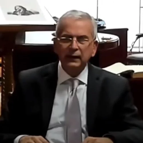 Δικαστής ο νέος υπηρεσιακός πρωθυπουργός: Φαβορί ο Γιάννης Σαρμάς, πρόεδρος του Ελεγκτικού Συνεδρίου