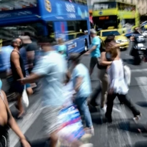 Γιατί είναι πιο επικίνδυνες οι μεταλλάξεις Όμικρον 4 και 5 - Το πρόβλημα με τα εμβόλια και η εκτόξευση των κρουσμάτων