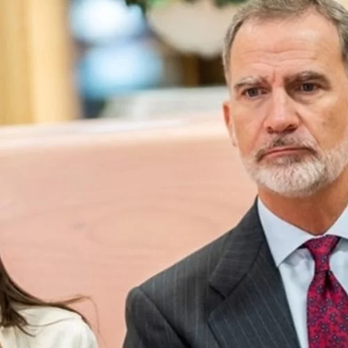 Felipe και Letizia σαν ξένοι σε κοινή εμφάνιση - Δεν αντάλλαξαν ούτε ματιά