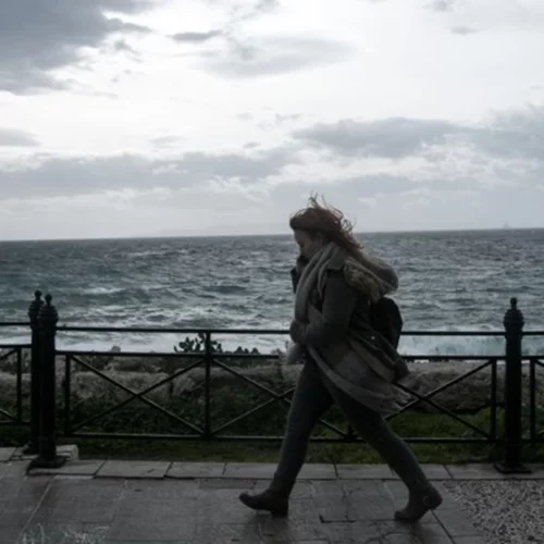 Καιρός | Τοπικές βροχές με σποραδικές καταιγίδες και ισχυρούς ανέμους - Πού θα κινηθεί η θερμοκρασία