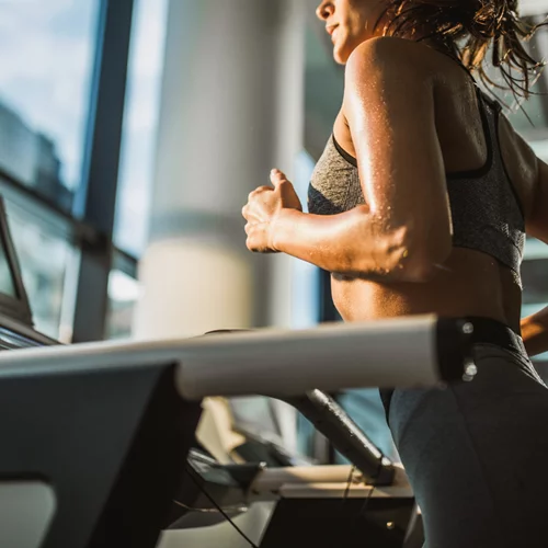 Τρέξιμο στο διάδρομο: Να γιατί ΔΕΝ καίω λίπος