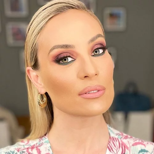 Η Ελεονώρα Μελέτη σε νέο #familygoals στιγμιότυπο - Το σχόλιο της Ρούλας Κορομηλά