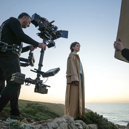 Ντύσε τη ζωή σου με πολύτιμες στιγμές | Η Answear μάς υπενθυμίζει τη σημαντικότερη συμβουλή μόδας για μοναδικό στιλ