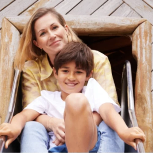 Αντηλιακή προστασία και παιδιά | Γιατί πρέπει να επιλέξεις ένα υψηλής αποτελεσματικότητας αντηλιακό που είναι ενυδατικό αλλά και ανθεκτικό στο νερό