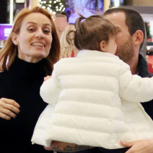 Αλεξάνδρα Μαροσούλη | Η κόρη των Μελέτη - Μαροσούλη έκανε "κατάληψη" στο καμαρίνι της μητέρας της