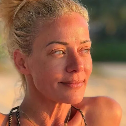 Ζέτα Μακρυπούλια | Με μπικίνι και αέρινο look στις νέες εικόνες από το Βιετνάμ