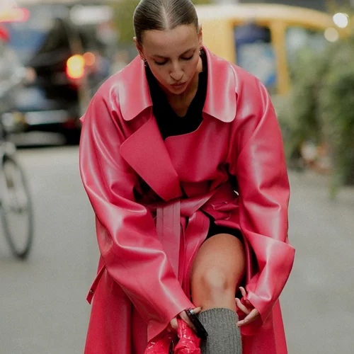 Τα αθλητικά παπούτσια που μπορείς να φορέσεις σε μία γιορτινή εμφάνιση