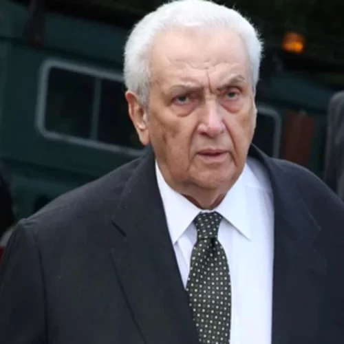 Σπάνια φωτό | Ο Δημήτρης Κοντομηνάς με τη δεύτερη σύζυγό του και τον Bill Clinton στην Ουάσινγκτον