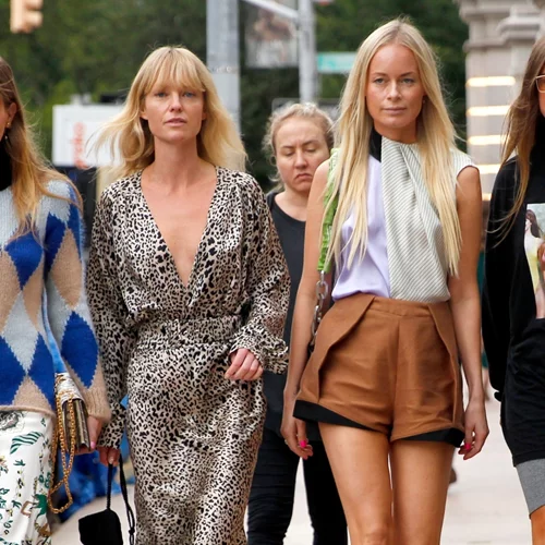 4 τάσεις της μόδας που θα φορέσουμε σίγουρα το φθινόπωρο σύμφωνα με το TikTok