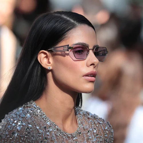 Αυτά είναι τα hair mists που θα χαρίσουν ένα ανάλαφρο άρωμα φρεσκάδας στα μαλλιά σου