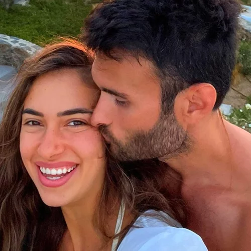 "Ξεγνοιασιά στο 1000%" | Οι Άννα Πρέλεβιτς και Νικήτας Νομικός στα Κουφονήσια - οι τρυφερές φωτό