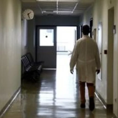 Ποια νοσοκομεία θα έχουν σε δύο μήνες το νέο σύστημα ιχνηλάτησης ασθενών στις εφημερίες τους