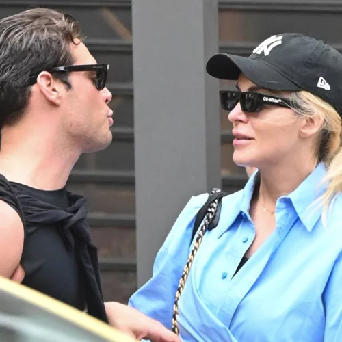 Η εγκυμοσύνη πλέον δεν κρύβεται! Οι νέες φωτογραφίες της Κατερίνας Καινούργιου