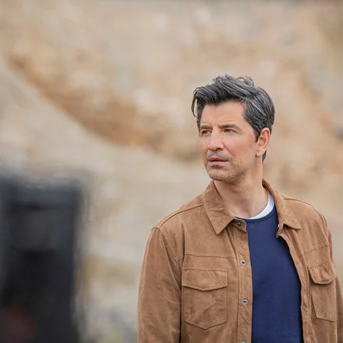 Ο Σάκης Ρουβάς πρωταγωνιστεί στο πρώτο τηλεοπτικό σποτ της "Αμφιλοχίας Γη"