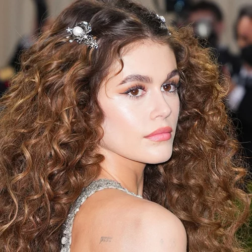 Met Gala 2022 | Τα makeup και hair trends που όντως θα θέλεις να υιοθετήσεις