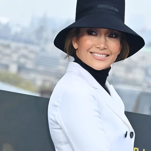 Jennifer Lopez | Αναζητά σύντροφο εκτός showbiz