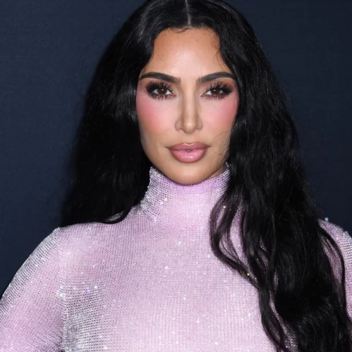 Η Kim Kardashian αποκάλυψε ότι διαγνώστηκε με ανεύρυσμα εγκεφάλου | "Οι γιατροί είπαν ότι οφείλεται στο στρες"