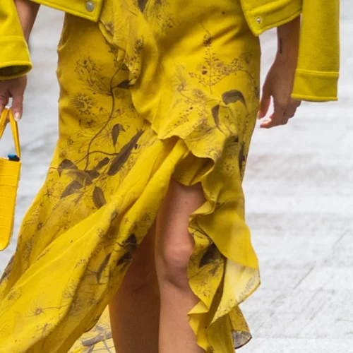 Οι φούστες από την καλοκαιρινή συλλογή του Zara που μπορείς να φορέσεις και το φθινόπωρο