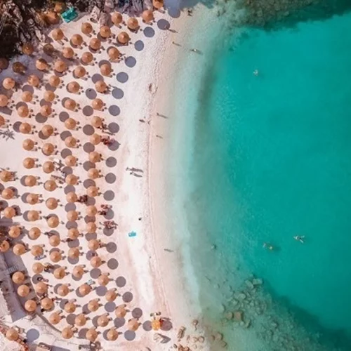 ΤτΕ | Πάνω από 30 εκατομμύρια οι τουρίστες το 2023 στη χώρα μας