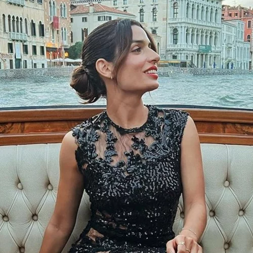 Glam vibes και red carpet | Όλα τα looks της Τόνιας Σωτηροπούλου στο φεστιβάλ της Βενετίας